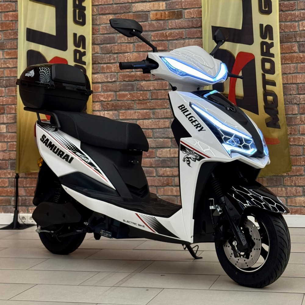 Електроскутер Billgery Samurai SM-877611, 1500W акумулятор 72V/25Ah, LED-освітлення, до 55 км/год, запас ходу 65 км