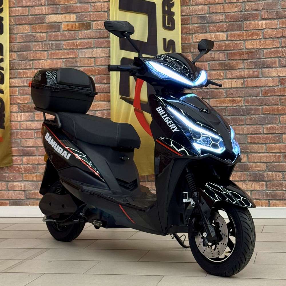 Електроскутер Billgery Samurai SM-433820, 1500W акумулятор 72V/25Ah, LED-освітлення, до 55 км/год, запас ходу 65 км