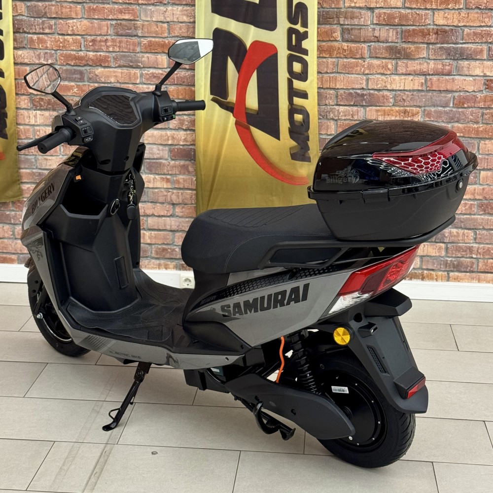 Електроскутер Billgery Samurai SM-900405, 1500W акумулятор 72V/25Ah, LED-освітлення, до 55 км/год, запас ходу 65 км