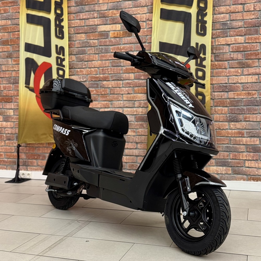 Електроскутер Billgery Compass CS-844226 двигун 1500W акумулятор LiFePO₄ 72V/30Ah до 70 км/год запас ходу 105 км