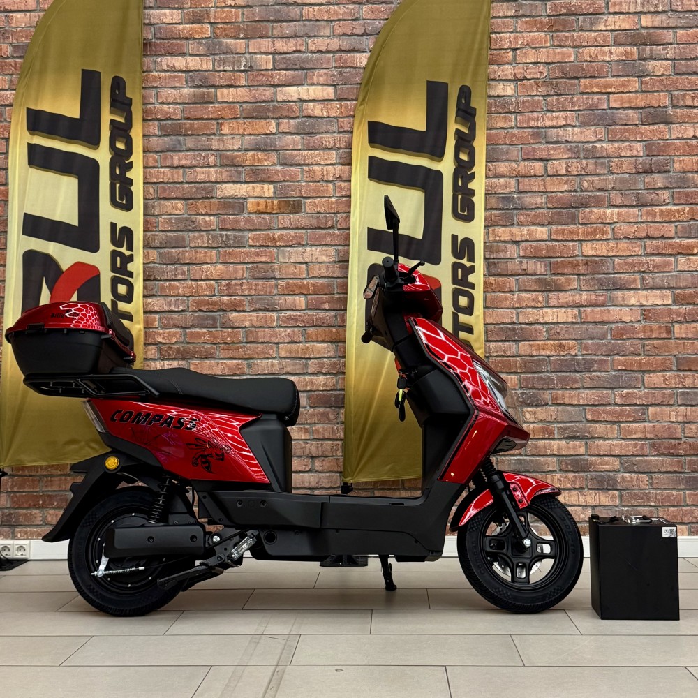 Електроскутер Billgery Compass CS-733115 двигун 1500W акумулятор LiFePO₄ 72V/30Ah до 70 км/год запас ходу 105 км