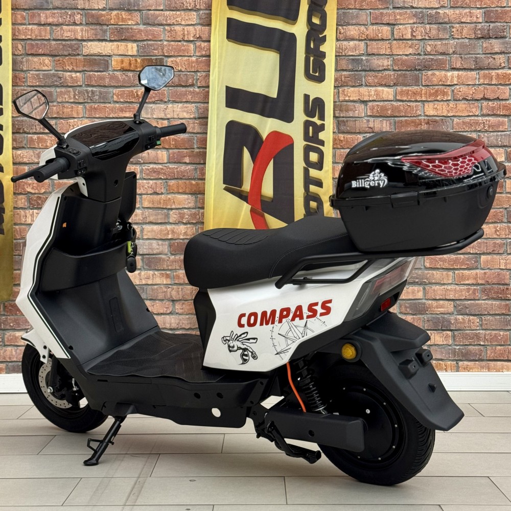 Електроскутер Billgery Compass CS-955337 двигун 1500W акумулятор LiFePO₄ 72V/30Ah до 70 км/год запас ходу 105 км