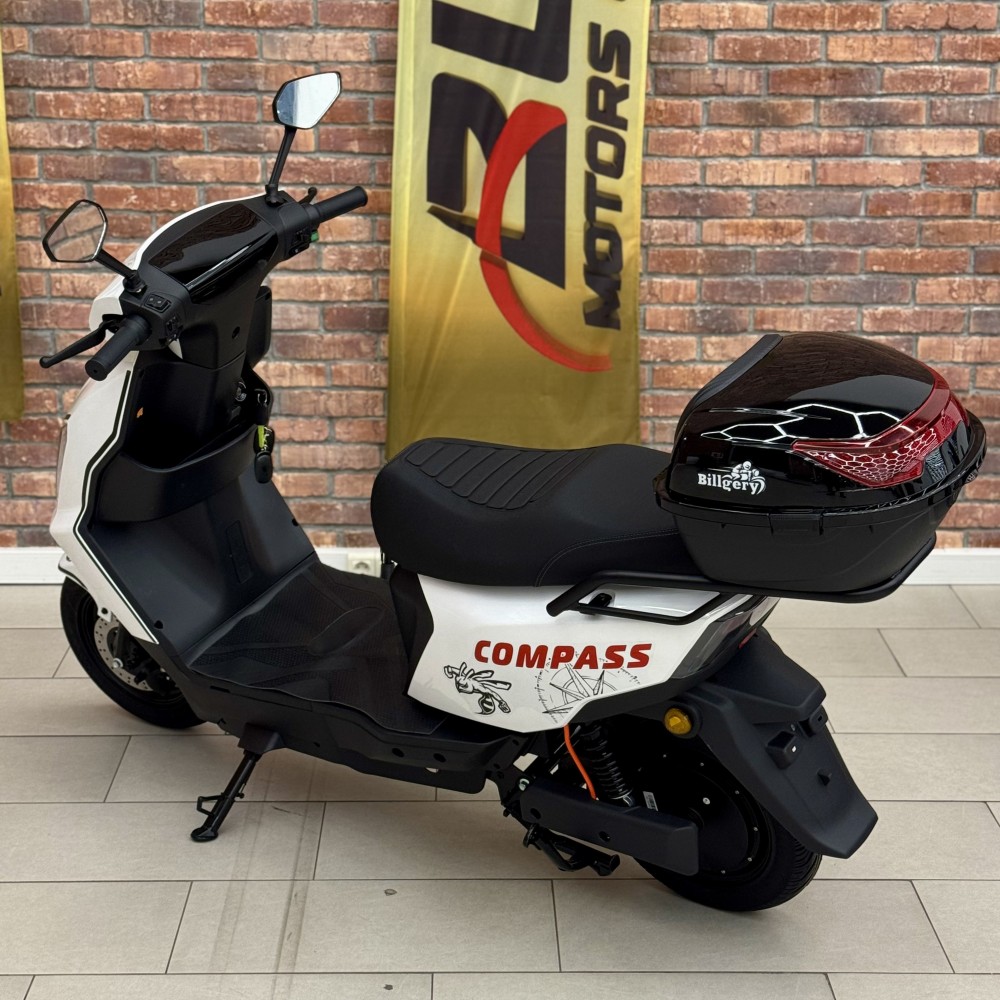Електроскутер Billgery Compass CS-955337 двигун 1500W акумулятор LiFePO₄ 72V/30Ah до 70 км/год запас ходу 105 км