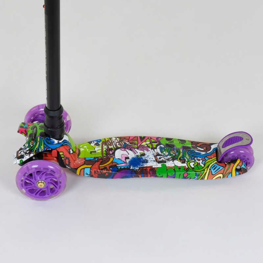 Самокат А 24646/779-1390 MAXI "Best Scooter" (1) пластмасовий, 4 колеса PU, СВІТЛО, трубка керма алюмінієва, d = 12см, в коробці