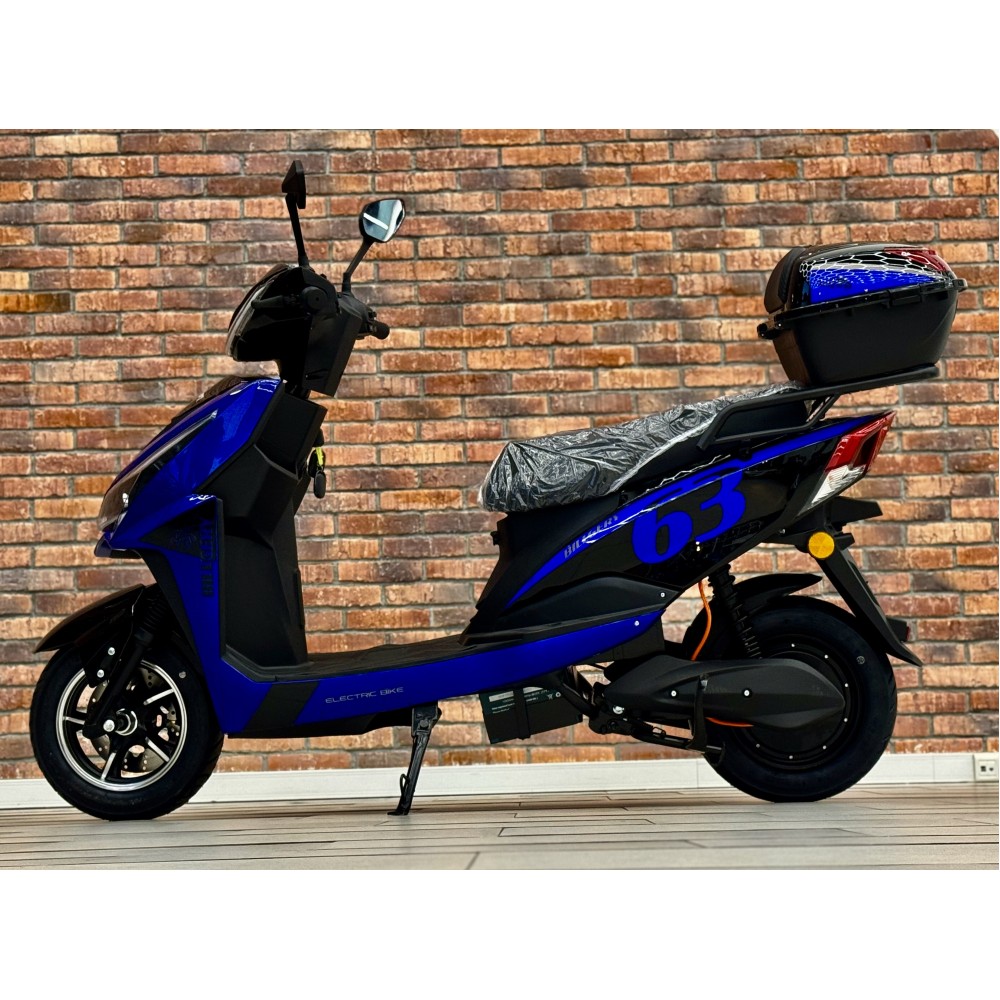 Електроскутер Billgery B-53380 з двигуном 1500W та акумулятором 72V/25Ah