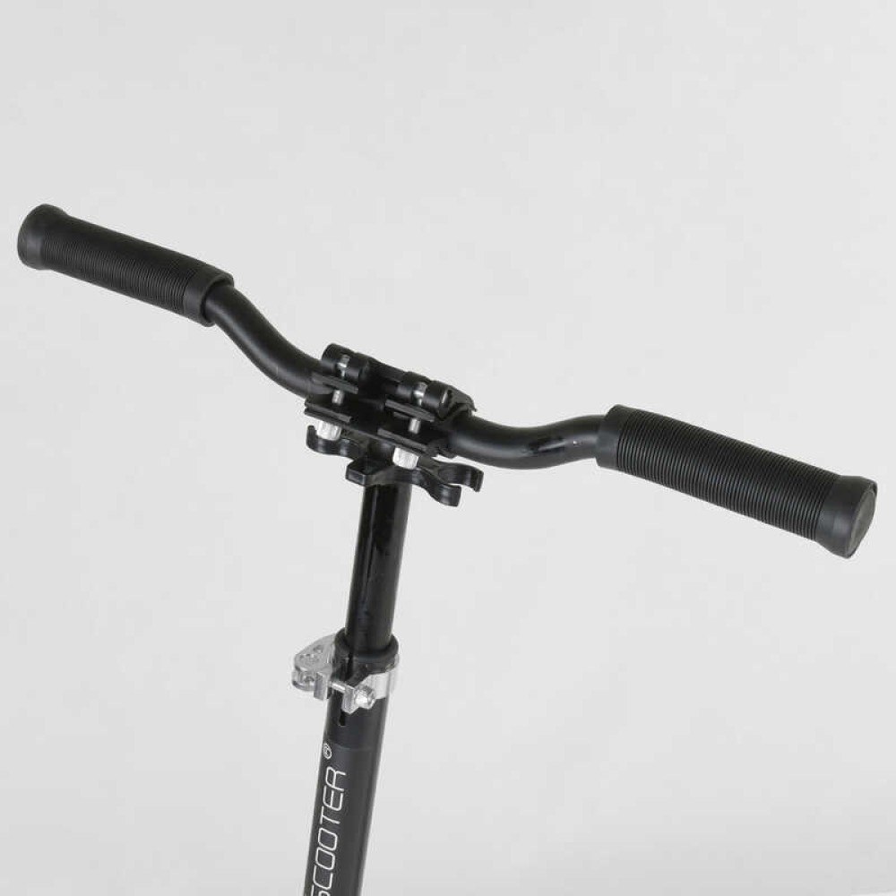 Самокат 34750 (2) Best Scooter, ЧОРНИЙ, зажим руля, переднє колесо PU - 22 см, заднє колесо PU - 20 см, 1 амортизатор, в коробці