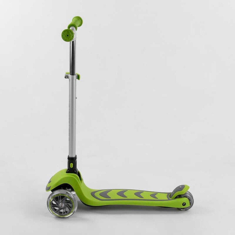 Самокат триколісний Y-00436 (4) Best Scooter, САЛАТОВИЙ, складне алюмінієве кермо, 4 колеса PU зі світлом, d = 12 см